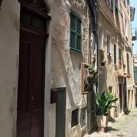 Dormiusa Bordighera Esterno foto